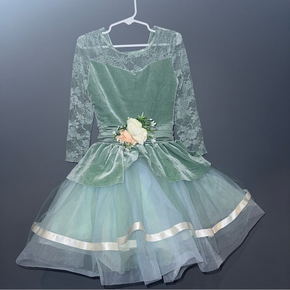Weissman | Green Velour and Lace Dance Tutu, Size IC - Picture 2 of 7